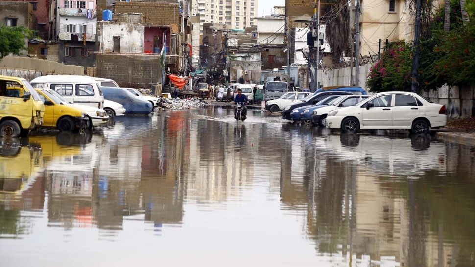 Bilanţ NEGRU în urma inundaţiilor: 1000 de MORȚI - A fost declarată stare de urgență în Pakistan