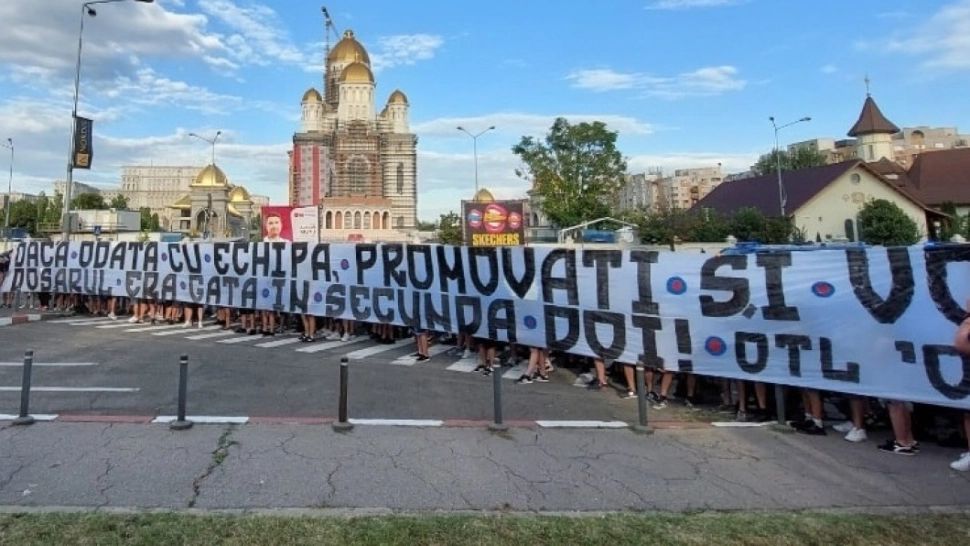 Ultrașii de la CSA Steaua amenință cu moartea oficialii MapN
