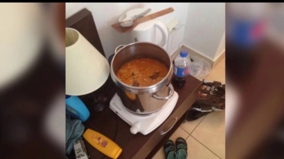 Adevărul dureros din spatele concediilor românilor: turiștii care vin cu butelia în concediu ca să facă ciorba la pensiune și mănâncă din portbagaj