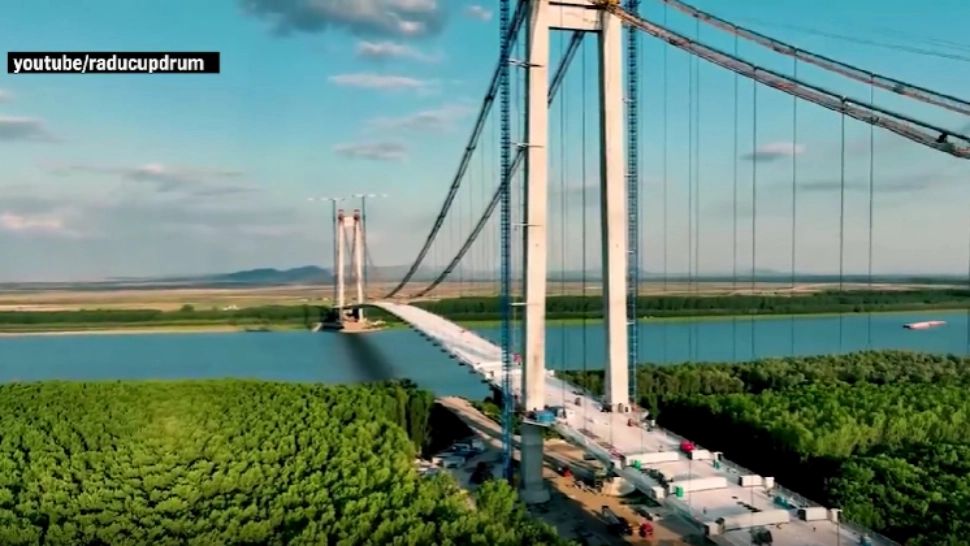 Podul suspendat Tulcea-Brăila, riscă să devină ... muzeu! De ce s-ar putea ca acesta să NU fie folosit