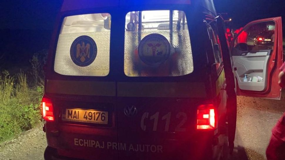 Accident grav în Giurgiu: un tânăr a murit şi unul a fost rănit – Trafic blocat