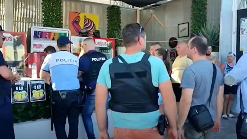 VIDEO - Șeful ANPC, atacat în timpul unui control la cel mai mare club din Costinești