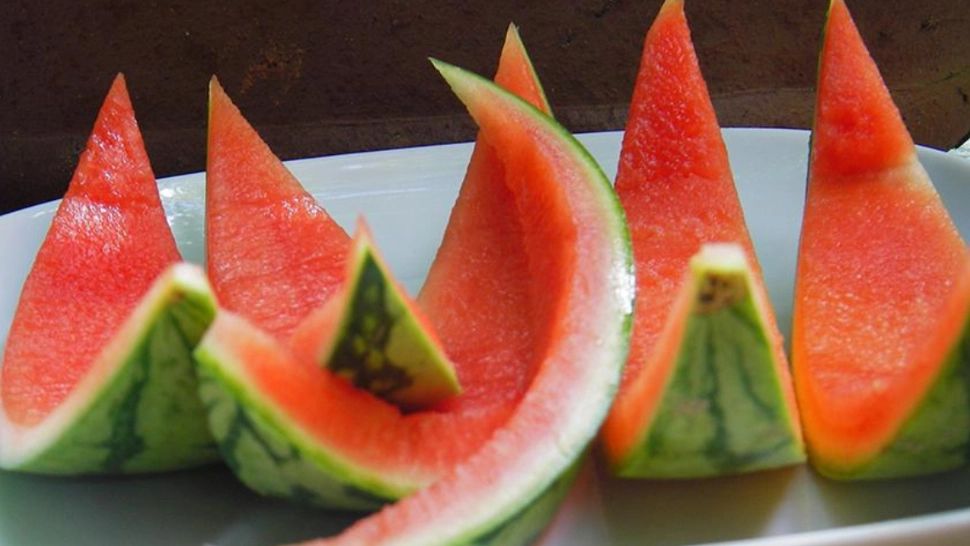 Nu mai arunca niciodată coaja de pepene! Beneficii uimitoare pentru sănătate