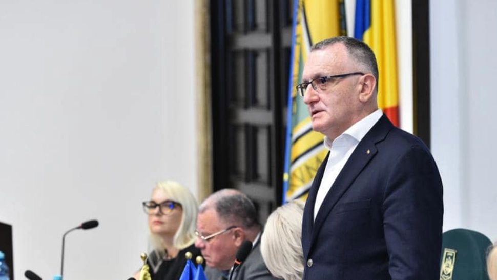 Cîmpeanu, discuții pentru pregătirea începerii anului şcolar: Burse și vouchere pentru elevi din septembrie