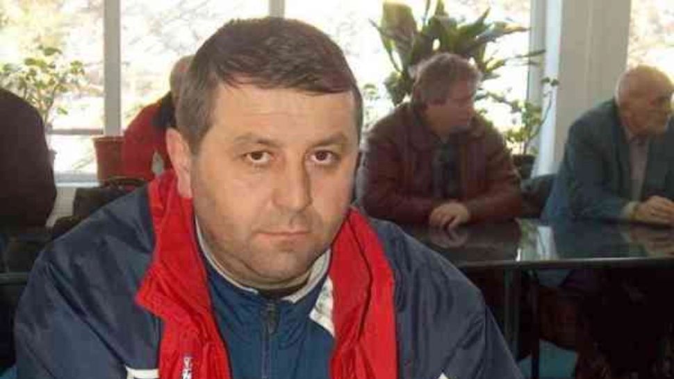 Antrenorul pedofil din Bistrița ar vrea să fie eliberat după mai puțin de jumătate din pedeapsă