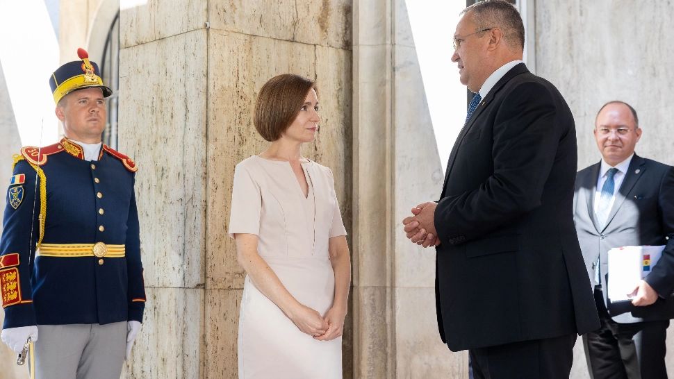 Mesajul premierului Ciucă de Ziua Republicii Moldova: „Am fost, suntem şi vom fi alături de fraţii de peste Prut”