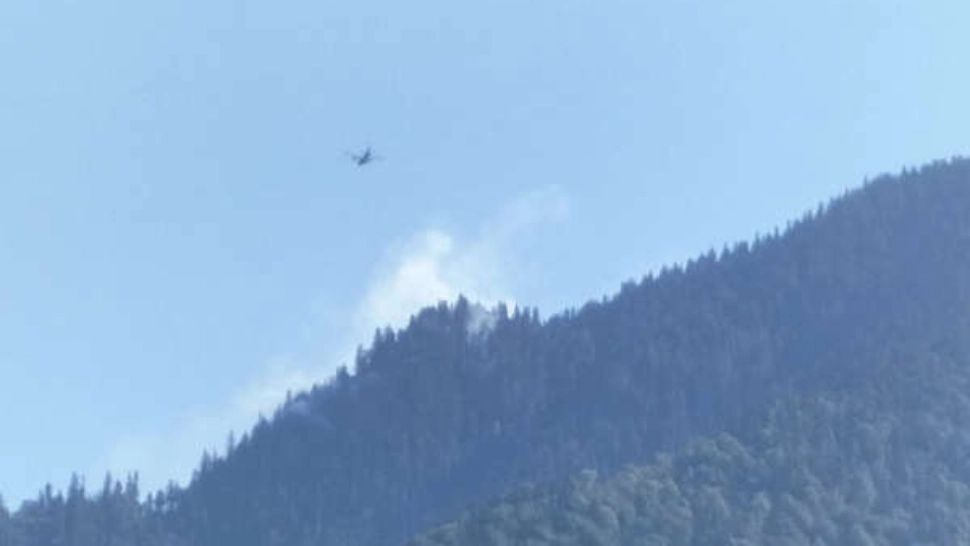 Incendiu de vegetație în Maramureș - O aeronavă a Forțelor Aeriene Române a intervenit pentru stingerea flăcărilor- Video