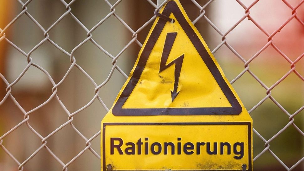 Germania riscă o PANĂ ELECTRICĂ majoră, din cauza caloriferelor și mașinilor electrice