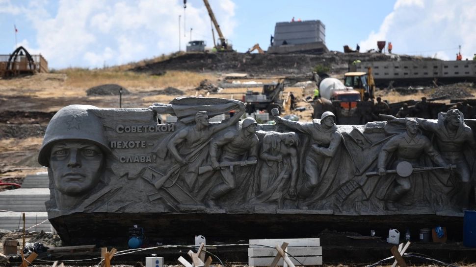 Rusia şi Ucraina anunţă pierderi grele în Doneţk