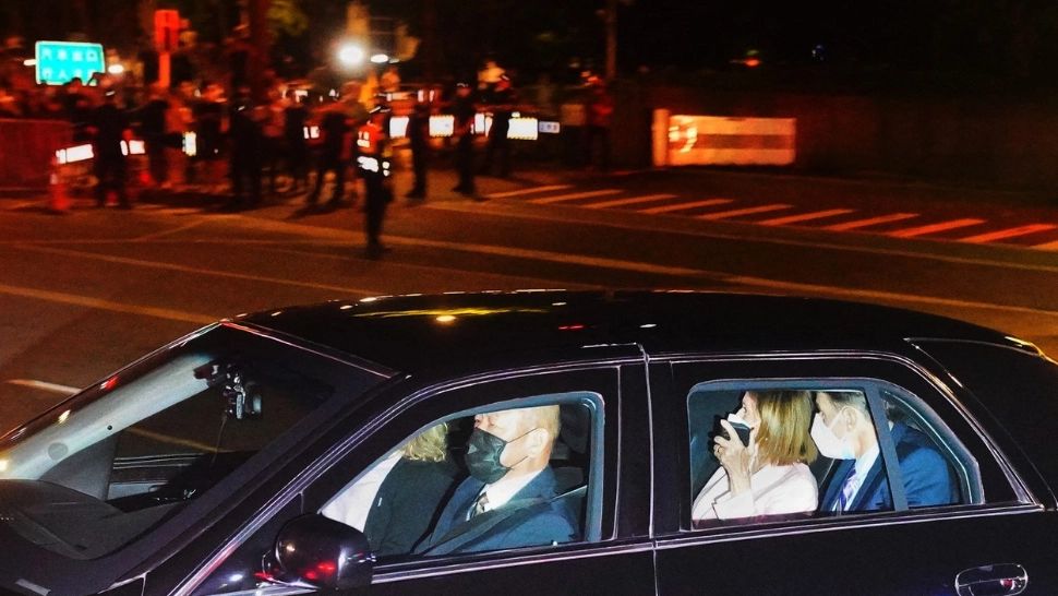 21 de avioane chineze au încercuit Taiwanul, după sosirea lui Nancy Pelosi. Stare de alertă la Taipei