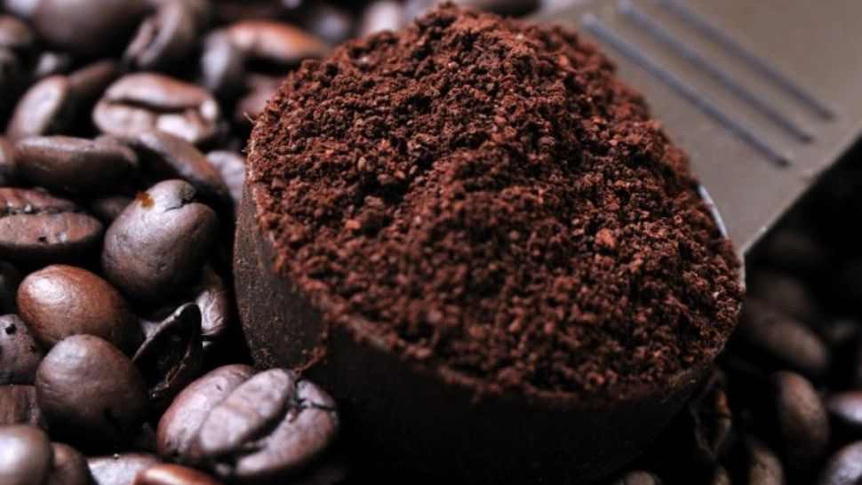 Zațul de cafea, remediul-minune care te scapă de celulită. Iată cum îl prepari și cum îl aplici pe piele