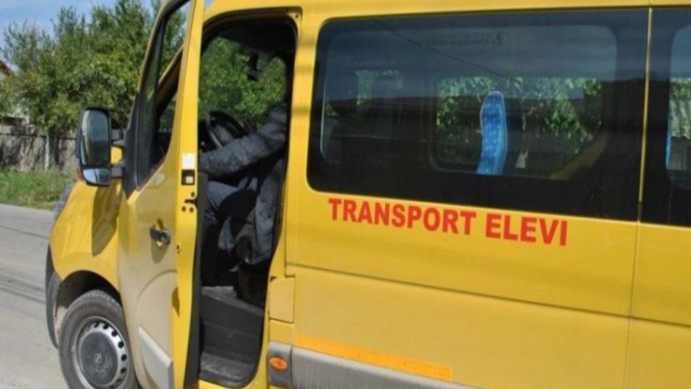 Microbuzul școlar, în trafic fără asigurare! Primăria, AMENDATĂ: ce se întâmplă cu vehiculul