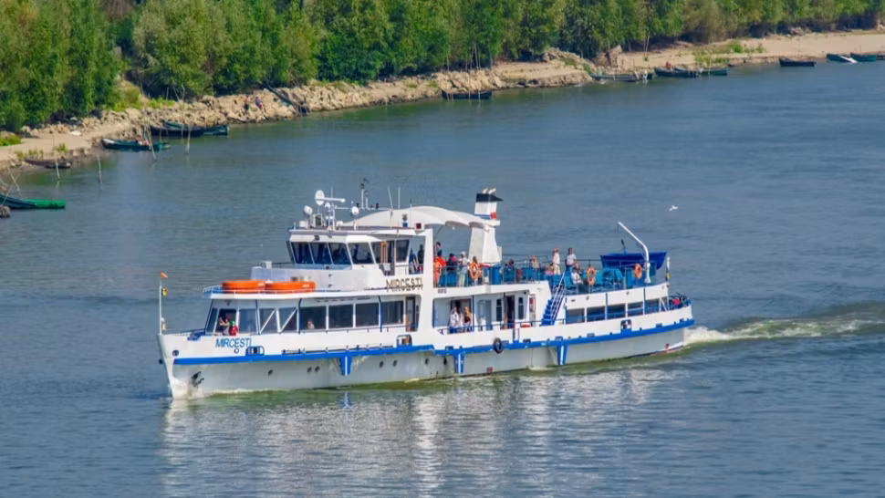 Un bărbat a decedat pe o navă de pasageri de pe Dunăre: moarte stranie