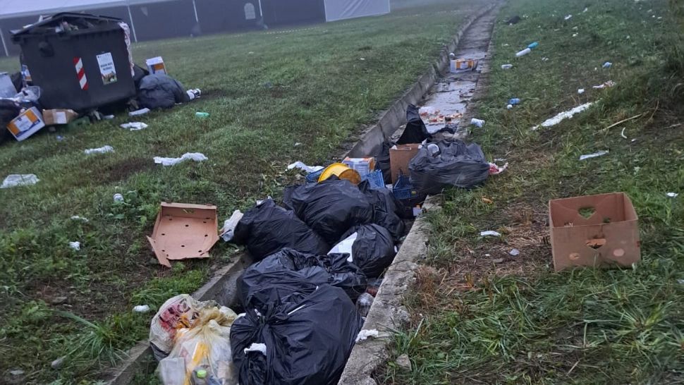 Maldăr de GUNOAIE lăsat în urmă la Țebea de participanții la comemorarea lui Avram Iancu. MESAJUL TRANȘANT al autorităților locale