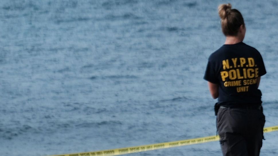 Caz înfiorător în America: 3 copii, inclusiv un bebeluș, găsiți morți pe o plajă - Ce a făcut mama lor - FILMUL tragediei