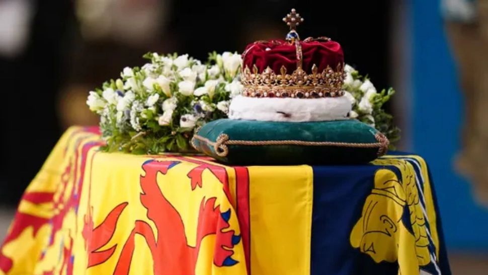 SICRIUL Reginei Elisabeta a II-a, făcut din stejar și plumb - De ce a fost comandat acum 30 de ani - VIDEO