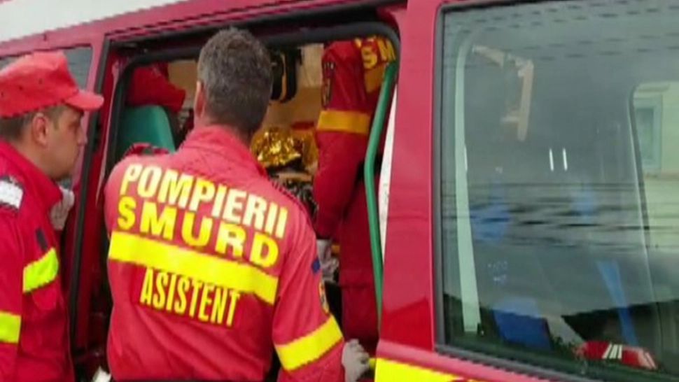 ȘOCANT! Bărbat rănit grav, după ce a căzut în gol 4 etaje în casa liftului, la Bacău