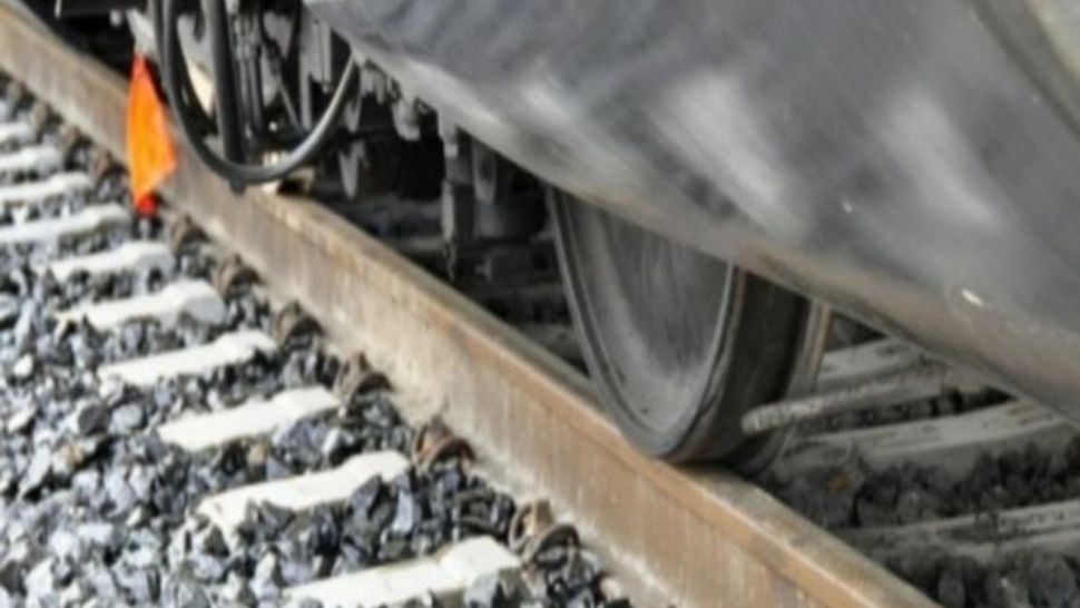 Un tânăr și-a pus capăt zilelor aruncându-se în fața trenului! MESAJUL ȘOCANT postat pe Facebook 