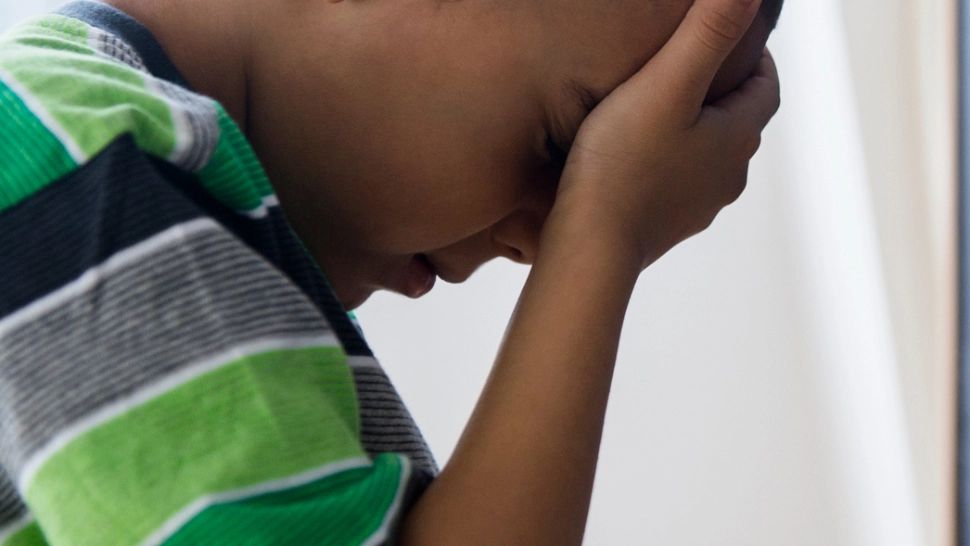 Scandal uriaș la o școală din Bacău, după ce o învățătoare a jignit un copil cu autism - Declarații revoltătoare