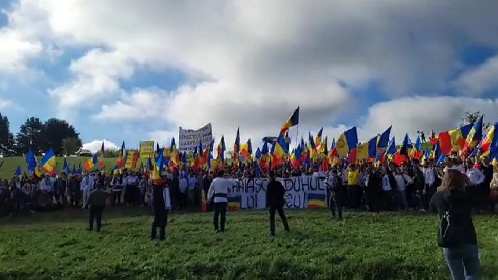 George Simion și simpatizanții AUR, incidente la Țebea, la comemorarea lui Avram Iancu - VIDEO