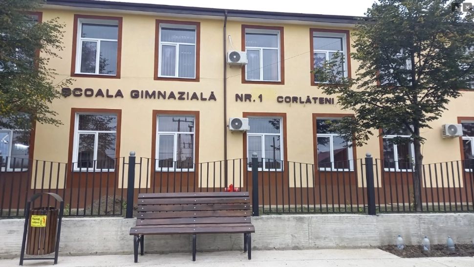 Elevii unei comune din Botoșani au duşuri şi aer condiţionat la școală