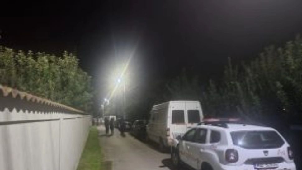 Tragedie la Găești: Un copil de 4 ani, găsit înecat în piscină - Era supravegheat de mama vitregă - Mama naturală, șocată, a fugit