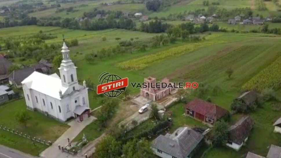 Investiții de lux în județul Maramureș. Cea mai scumpă capelă din țară, în comuna fără canalizare - FOTO