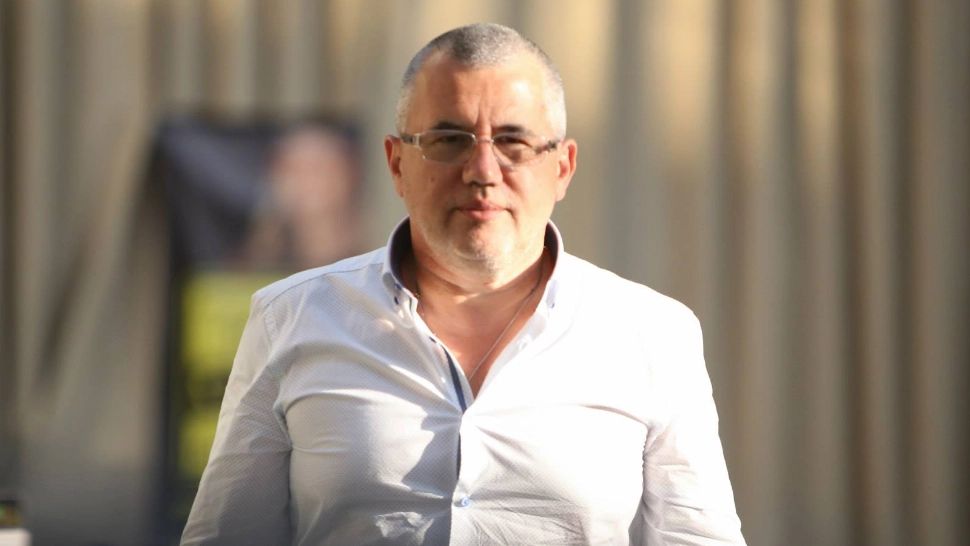 Un fost consilier al Guvernului se plânge că a dat 200 de euro pe noapte la un hotel de lux ca să stea în frig