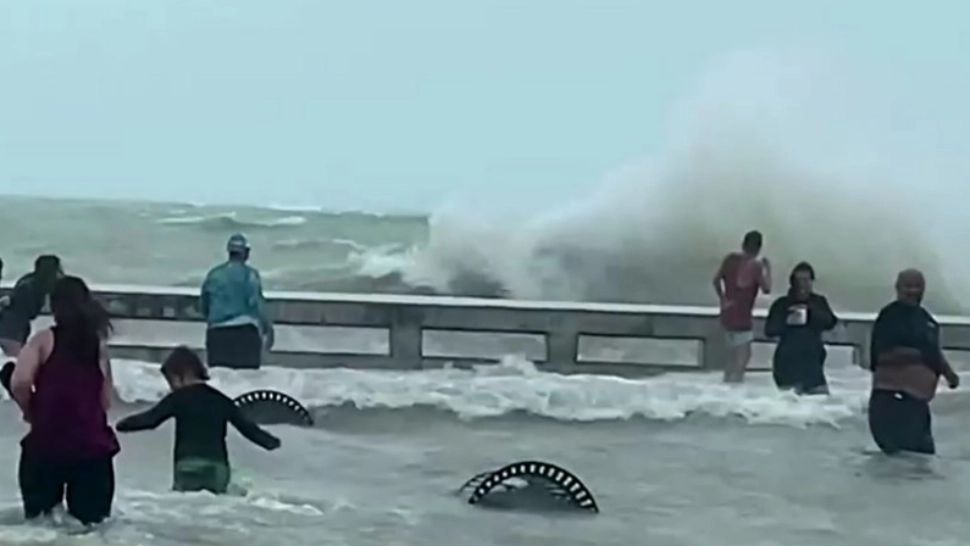 Uraganul Ian lovește SUA! Avertismentul transmis de Ministerul român de Externe