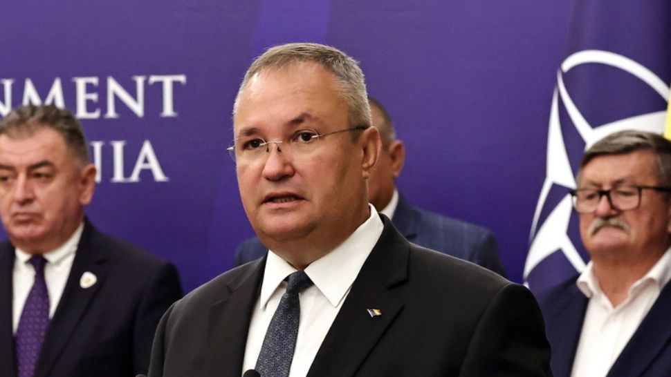 Nicolae Ciucă a reacționat după ce Blue Air a suspendat toate zborurile: „Nu putem lăsa românii să aştepte" - 3.000 de oameni afectați