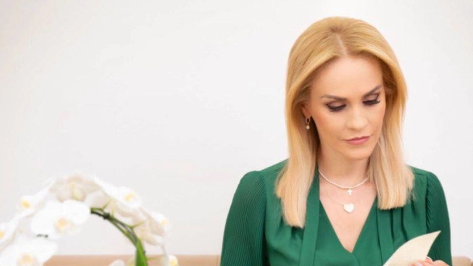Gabriela Firea: „Unde e apa caldă din afișul tău, Nicușor Dan?”