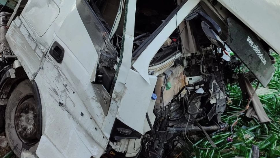 Accidente în lanț pe A3, la intrarea în Ploiești! Șoferul unui TIR a murit, alte 8 persoane afectate în a doua coliziune. Trafic blocat - FOTO&VIDEO