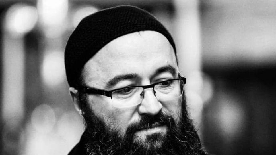 Părintele Visarion Alexa, acuzat de agresiuni sexuale, a găsit ușa închisă la postul de poliție