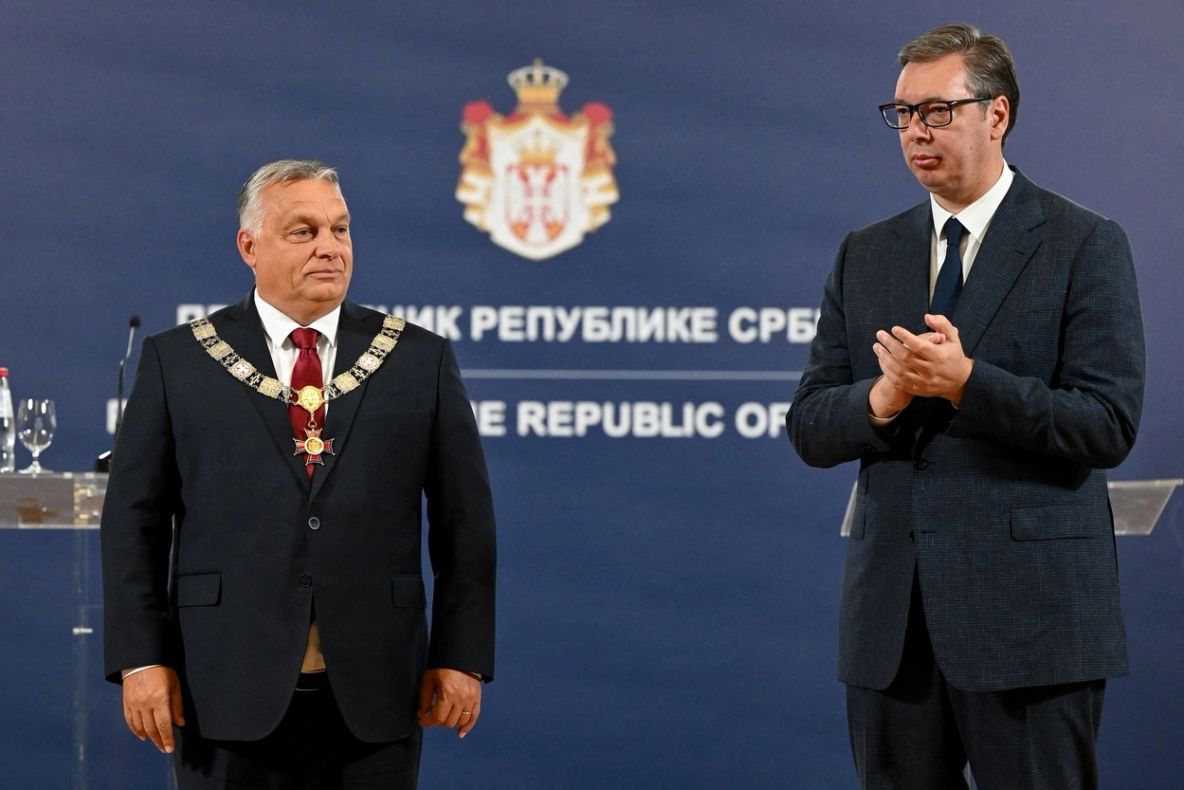 Viktor Orban râde de amenințările UE: O glumă plictisitoare. Noua axă antieuropeană Budapesta-Belgrad
