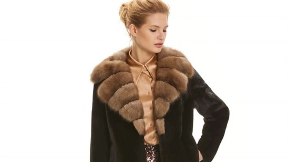 SHAKY, etalon al eleganței pe piața din România - confecții și blănuri de lux, colecții noi care îmbracă bunul gust