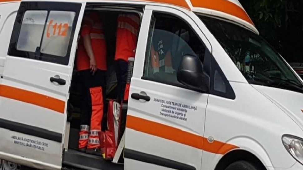 Un pieton a fost lovit de TIR, pe Centura de Vest a Ploieștiului: victima rămăsese în pană cu mașina. Trafic restricționat