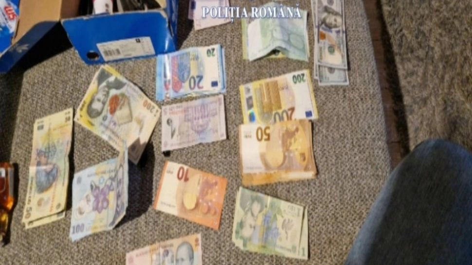 Bani falşi puşi în circulaţie în Mureş şi Harghita. Un suspect a fost arestat 