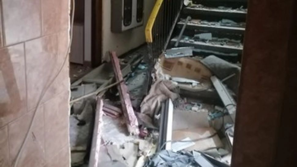 Explozie violentă într-un bloc din Suceava. O persoană a fost rănită și 19 apartamente au fost distruse - FOTO