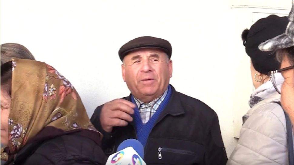 Ajutorul de încălzire pentru sezonul rece: românii se înghesuie să-și depună dosarul. Cozi uriașe