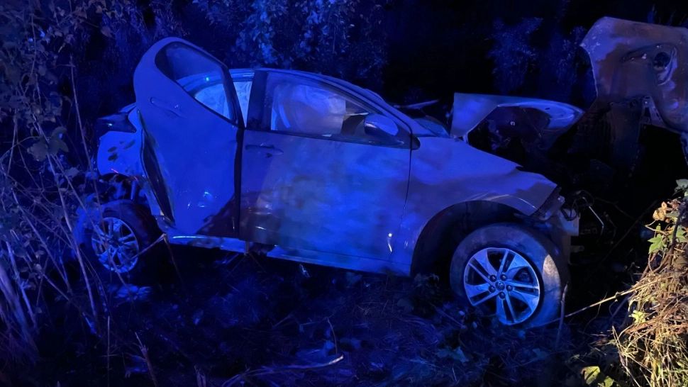 Accident grav în Prahova. Cinci răniţi, după ce un tânăr de 19 ani a pierdut controlul volanului