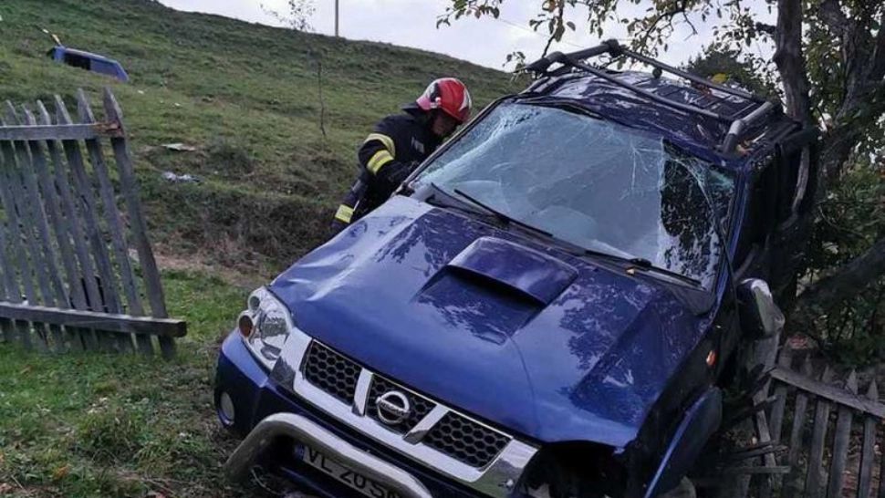 Stareţul mănăstirii Stănişoara şi un călugăr, RĂNIȚI într-un accident în Vâlcea. A fost nevoie de intervenția elicopterului SMURD