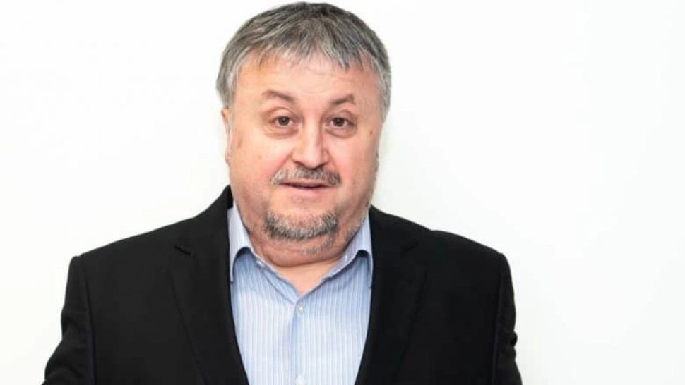 Reacția Poliției după ce un senator USR a fost filmat când loveşte un alt bărbat în cap - Plângere penală la Înalta Curte 