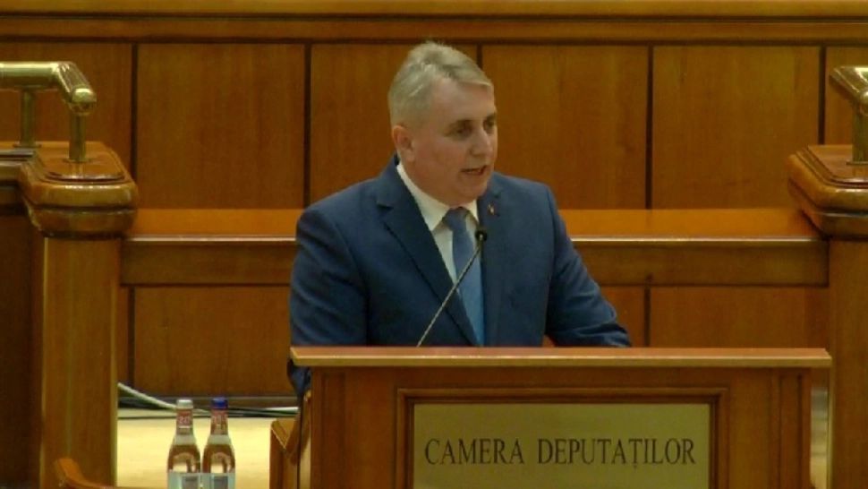 Lucian Bode, la moțiune: „Asistăm la abuzarea unui mecanism constituțional în scop electoral. Așa se mai aude de cele două formațiuni de dezertori”