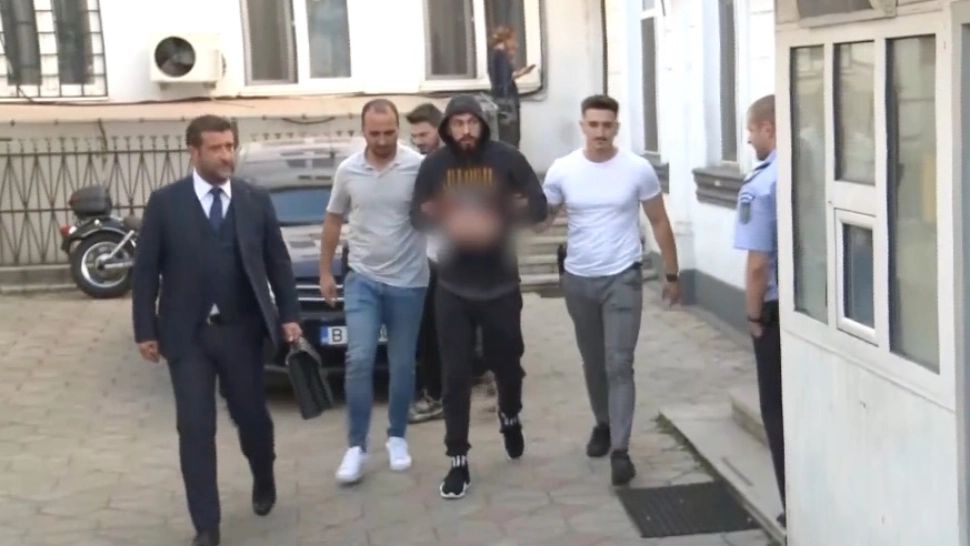 DETALII din ancheta șoferului interlop, lăsat LIBER: Avocat: „Nervii au condus la acest incident. Vorbea la telefon”