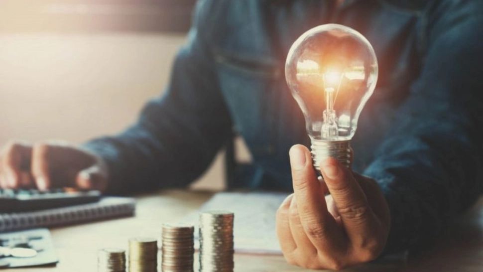 ANRE, primele sancțiuni pentru RECHINII din energie - Cu cât au fost taxate 7 companii pentru întârzierea facturilor românilor