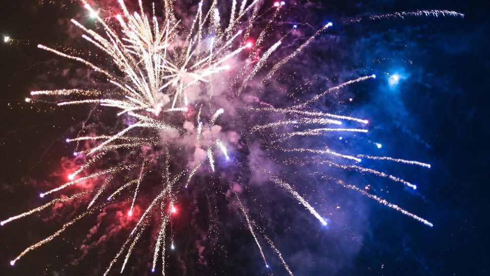 O primărie a anulat focurile de artificii chiar în ajunul Revelionului, de frica lui Ilie „Sărăcie”