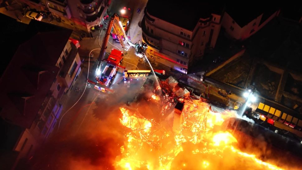 Dosar penal pentru distrugere din culpă în cazul incendiului de la Arhiepiscopia Tomisului