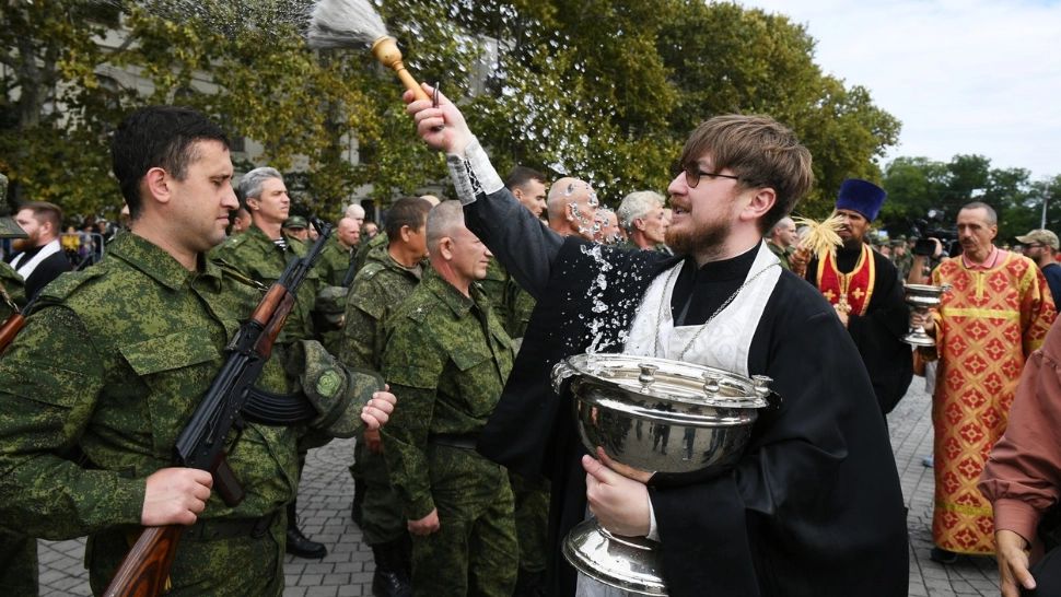 Călugării ruși ar putea ajunge pe frontul din Ucraina ca soldați