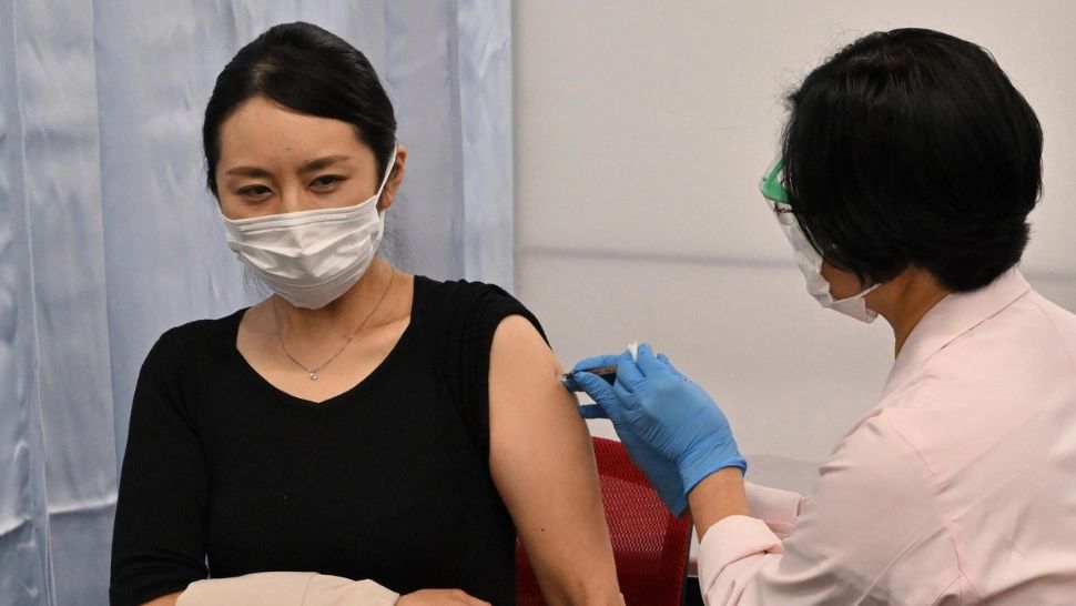 N-am scăpat de COVID. A apărut mutația de coșmar, care poate străpunge scutul imunitar