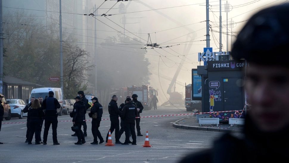 600 de localități din Ucraina au rămas fără energie. Putin se răzbună pe populația civilă pentru eșecul militar